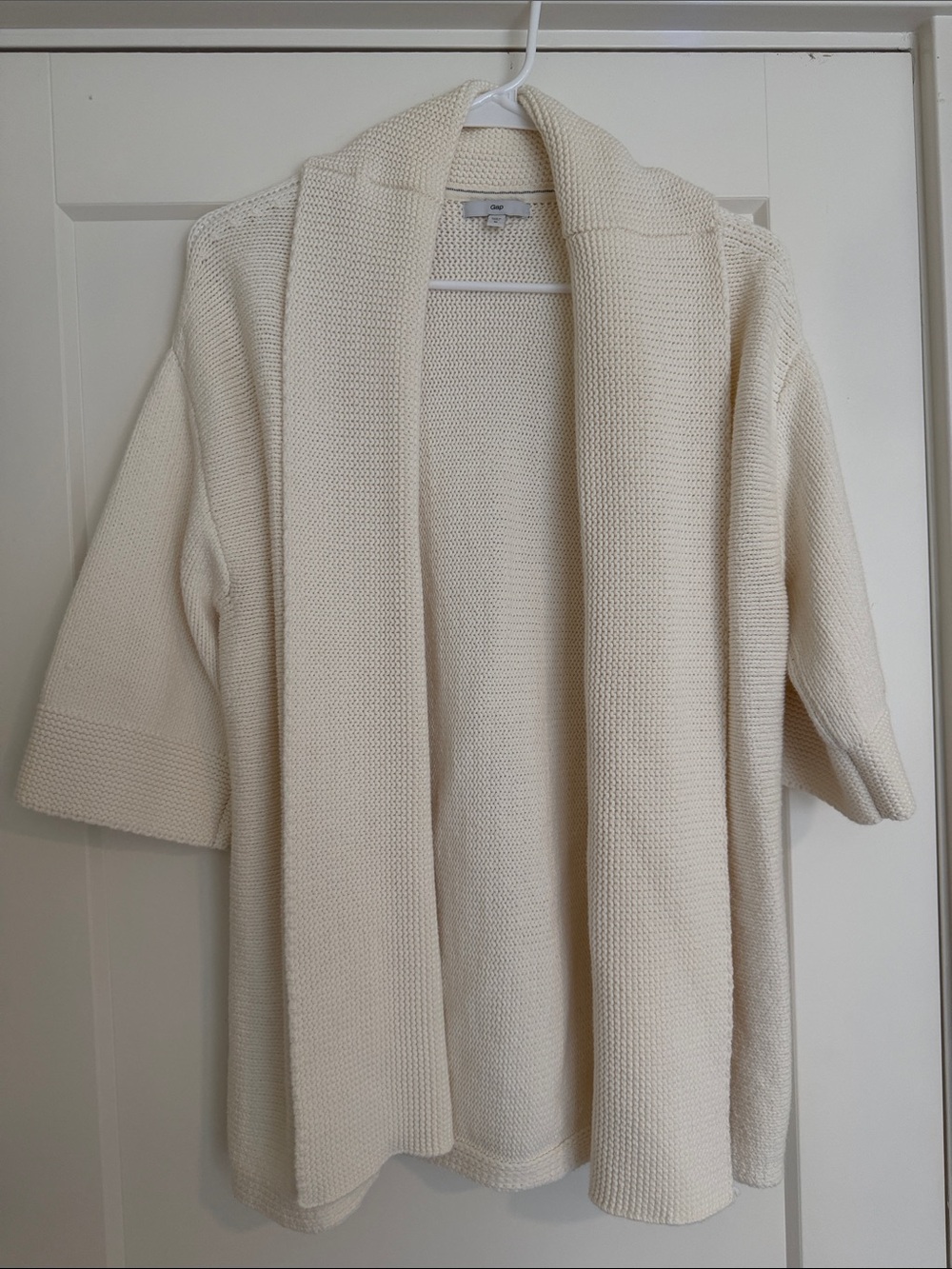 GAP Cream Open Front Shawl Collar Short Sleeve Cardigan. Size medium